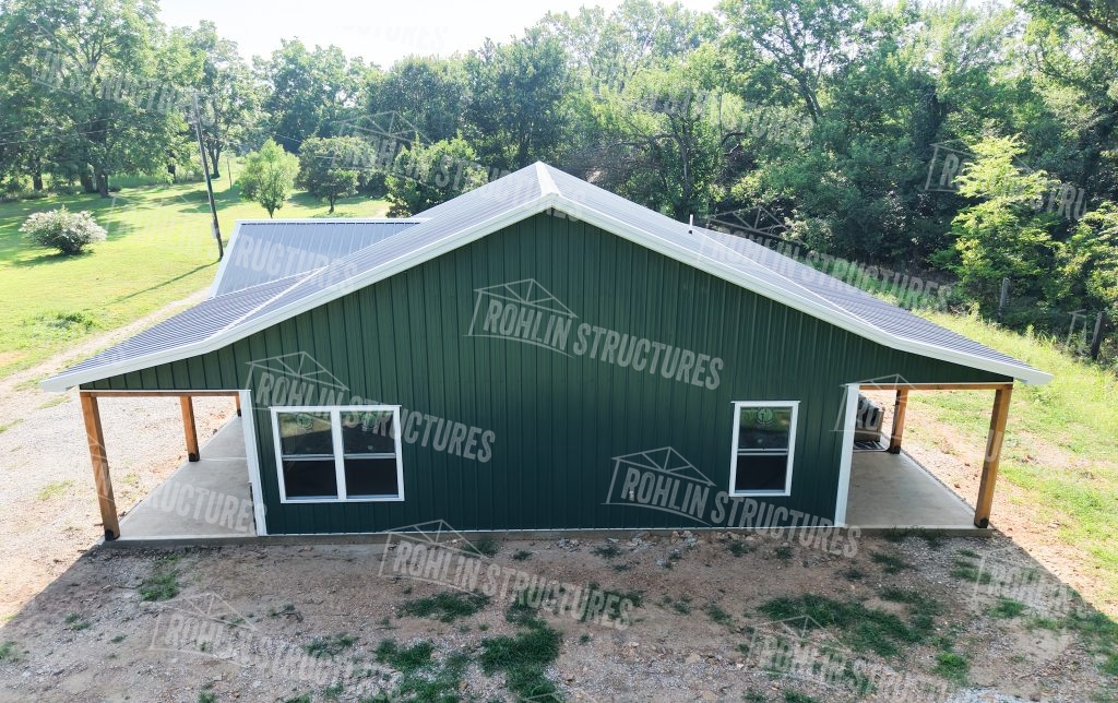 Custom pole barn and barndominium construction by Rohlin Structures in Missouri.