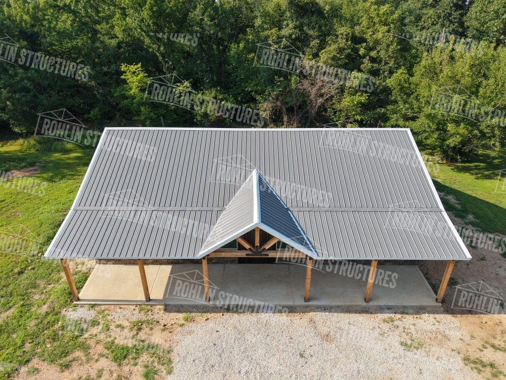 Rohlin Structures pole barn with metal roofing and timber framing, custom-built in Missouri.